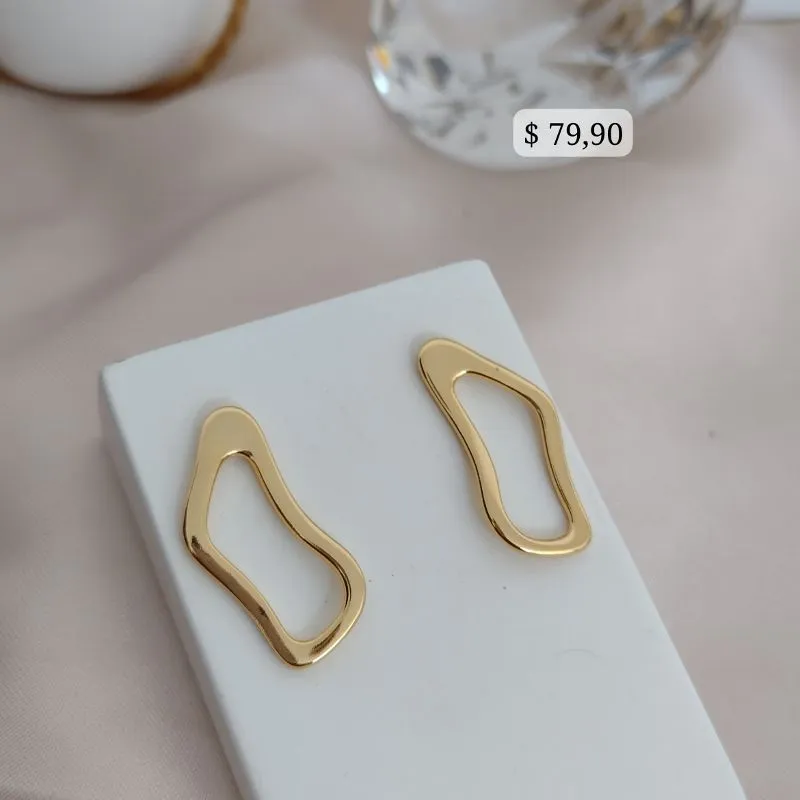 BRINCO ORGANICO DE FORMA TORTA VAZADO