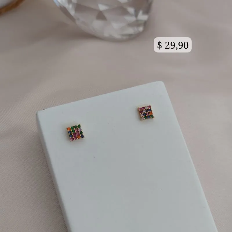 BRINCO QUADRADO PP CRAVEJADO EM MICRO ZIRCONIA COLORIDAS BRINCO QUADRADO PP CRAVEJADO EM MICRO ZIRCONIA COLORIDAS
