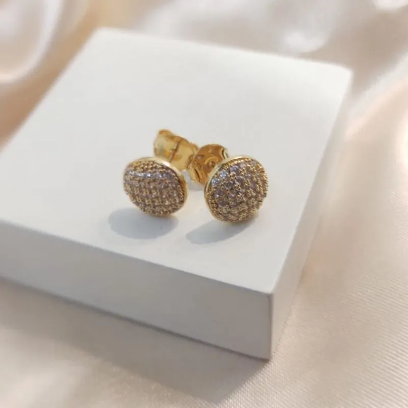 BRINCO REDONDO CRAVEJADO EM MICRO ZIRCONIA G