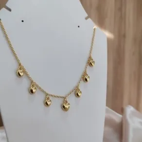CHOKER ELO PORTUGUES COM CORAÇÕES BOLEADO PENDRADOS CHOKER ELO PORTUGUES COM CORAÇÕES BOLEADO PENDRADOS