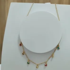 CHOKER ELO PORTUGUES COM PINGENTES DE CORAÇÃO BOLEADOS E PEDRAS COLORIDAS CHOKER ELO PORTUGUES COM PINGENTES DE CORAÇÃO BOLEADOS E PEDRAS COLORIDAS