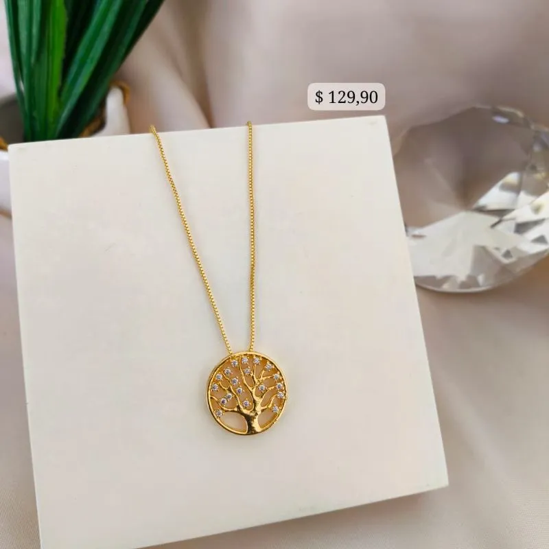 COLAR COM PINGENTE DE ARVORE DA VIDA VAZADA E CRAVEJADA EM MICRO ZIRCONIA