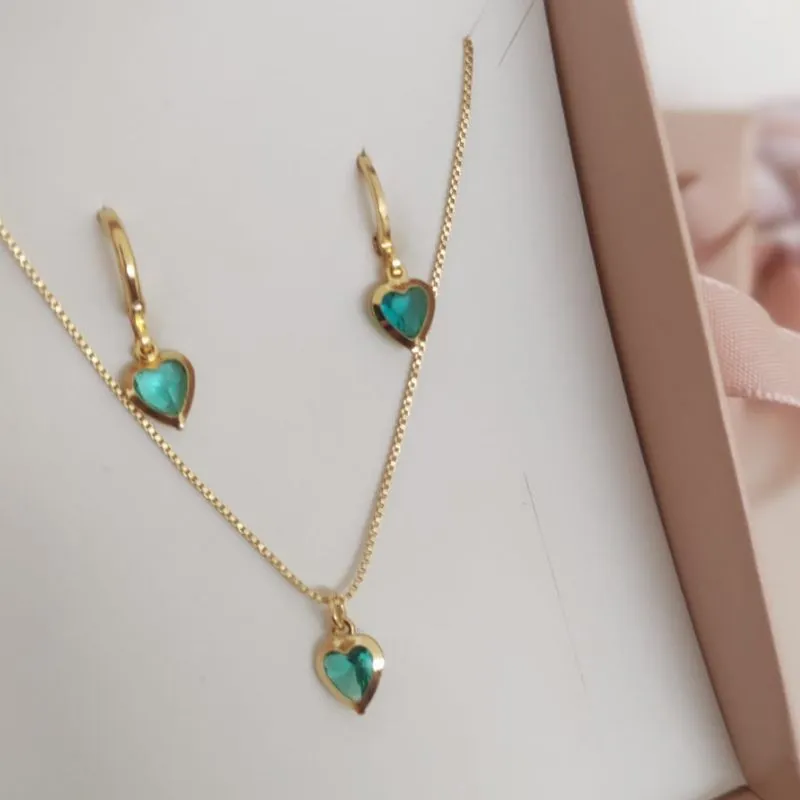 CONJUNTO CORAÇÃO VERDE E BRINCO ARTICULADOR CORAÇÃO VERDE CONJUNTO CORAÇÃO VERDE E BRINCO ARTICULADOR CORAÇÃO VERDE