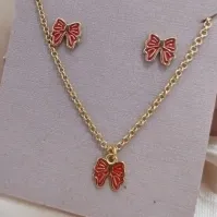 CONJUNTO INFANTIL RESINADO ELO PORTUGUES FLOR VERMELHA