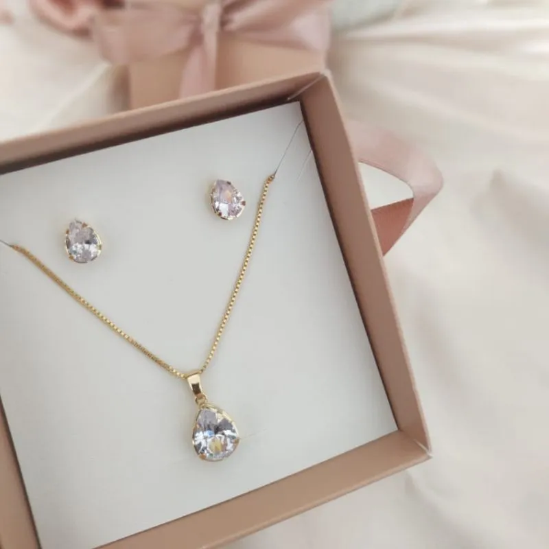 CONJUNTO PEDRA EM FORMA DE GOTA CAIXA ABERTA