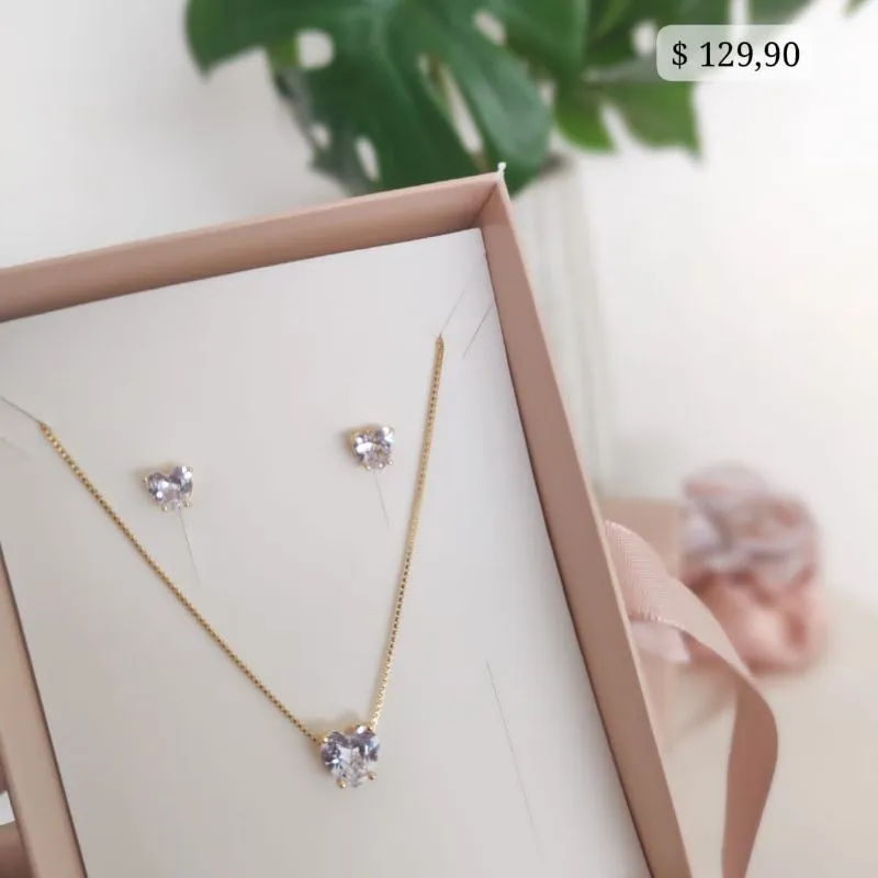 CONJUNTO PINGENTE DE CORAÇÃO E BRINCOS DE CORAÇÃO PEDRA ZIRCONIA CAIXA IMPORTADA