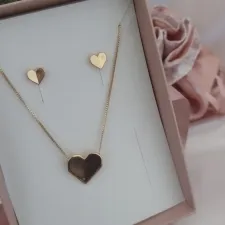 CONJUNTO VENEZIANA CORAÇÃO MARCA DE DOBRA NO MEIO CONJUNTO VENEZIANA CORAÇÃO MARCA DE DOBRA NO MEIO