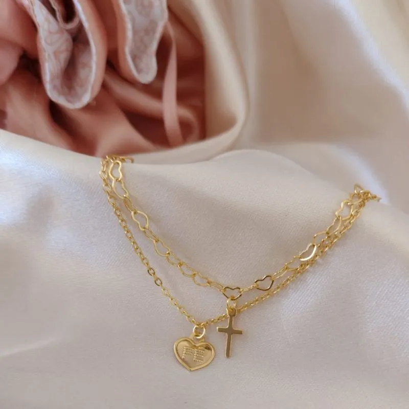 PULSEIRA 2 EM 1 ELO PORTUGUES E CORAÇÕES ENTRELAÇADOS PINGENTE CRUZ E CORAÇÃO FÉ PULSEIRA 2 EM 1 ELO PORTUGUES E CORAÇÕES ENTRELAÇADOS PINGENTE CRUZ E CORAÇÃO FÉ