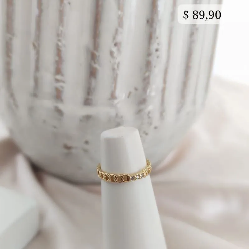 ANEL FORMA DE CORRENTE COM ZIRCONIA ANEL FORMA DE CORRENTE COM ZIRCONIA