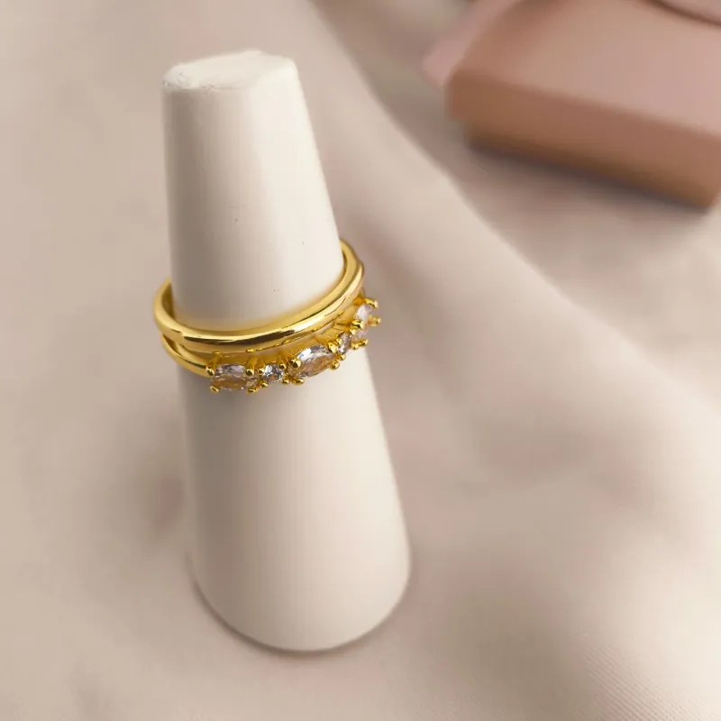 ANEL 2 EM 1 LISO E COM PEDRAS OVAIS ZIRCONIA ANEL 2 EM 1 LISO E COM PEDRAS OVAIS ZIRCONIA