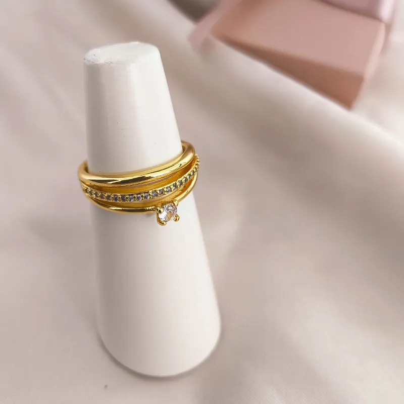 ANEL 3 EM 1 SOLLITAIO LISO E CRAVEJADO ANEL 3 EM 1 SOLLITAIO LISO E CRAVEJADO