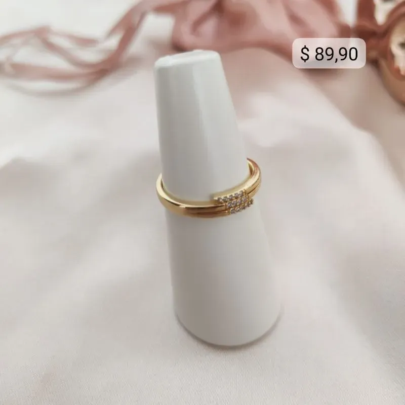 ANEL COM 3 TRAÇOS DE ZIRCONIA LISOS