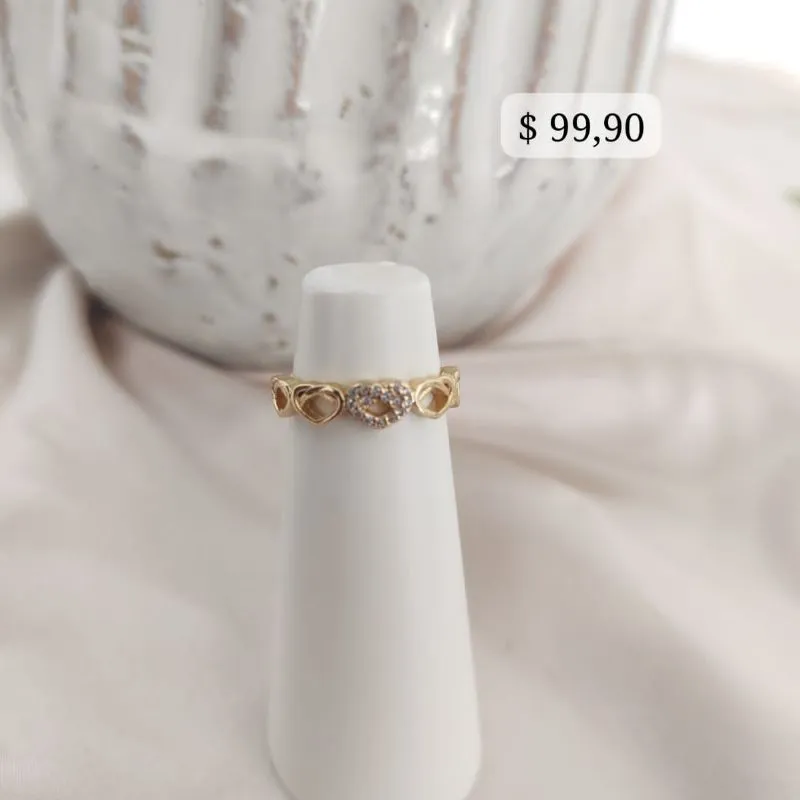 ANEL CORAÇÕES LISOS E CRAVEJADO VAZADO ANEL CORAÇÕES LISOS E CRAVEJADO VAZADO