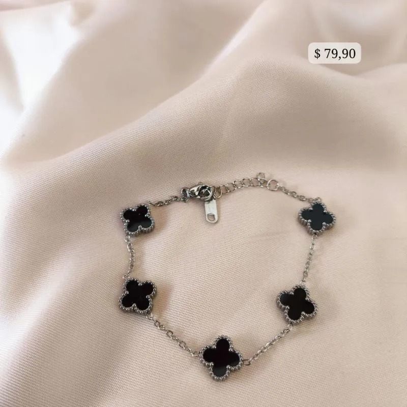 PULSEIRA EM AÇO DE TREVO PRETO PEQUENO PULSEIRA EM AÇO DE TREVO PRETO PEQUENO