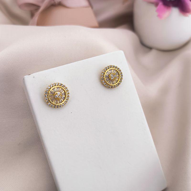 BRINCO EM FOMATO DE PIZZA TODO  CRAVEJADO COM PEDRAS DE ZIRCONIA BRINCO EM FOMATO DE PIZZA TODO  CRAVEJADO COM PEDRAS DE ZIRCONIA