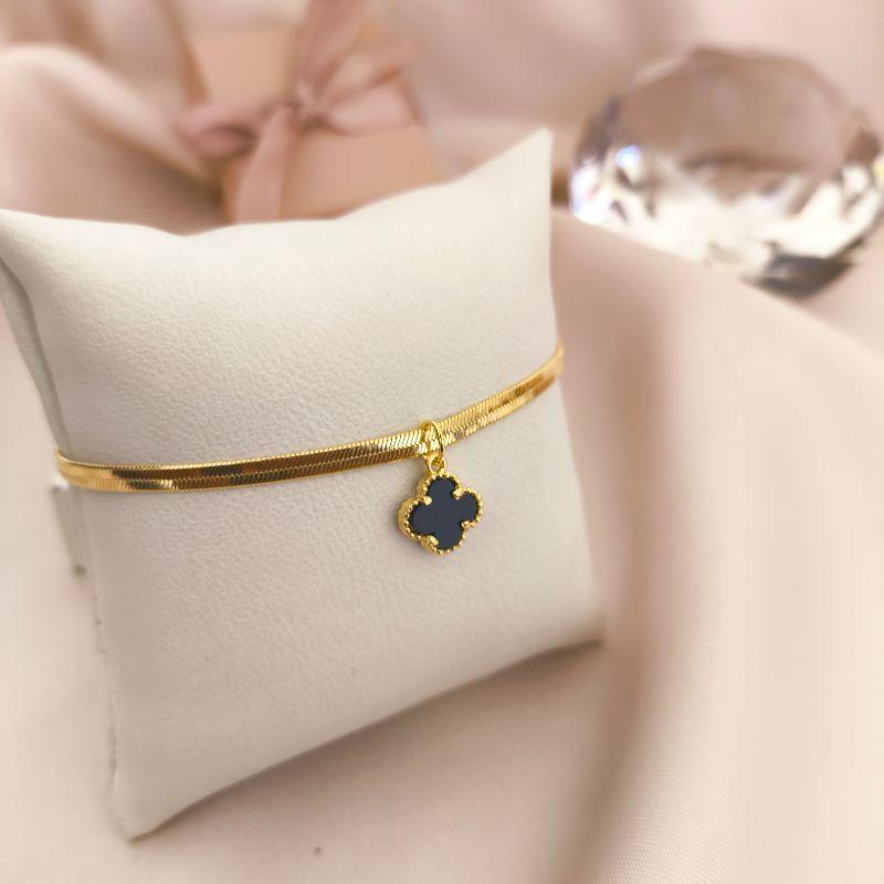 PULSEIRA FITA COM TREVO PRETO PULSEIRA FITA COM TREVO PRETO