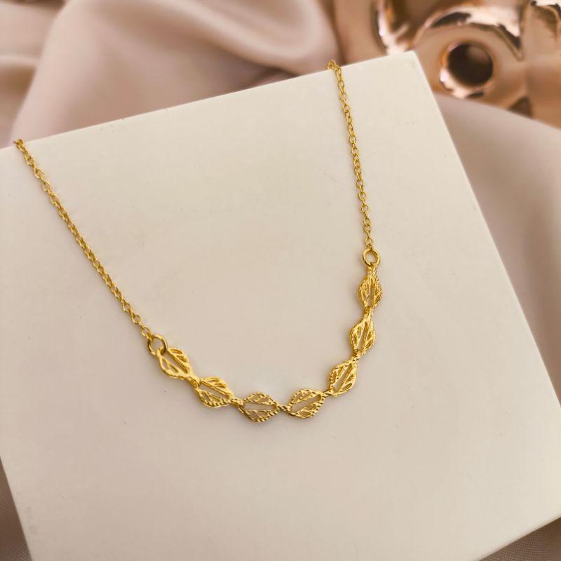 TORNOZELEIRA COM FOLHAGEM EM 3D VAZADAS