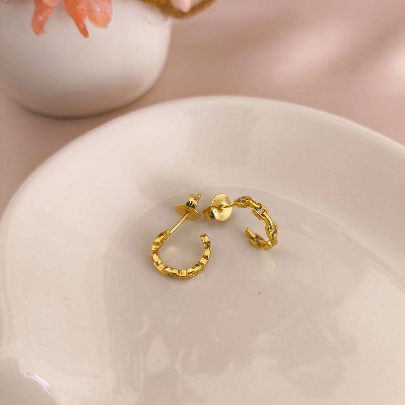 ARGOLA ESTILO CORRENTE COM PEDRAS DE ZIRCONIA