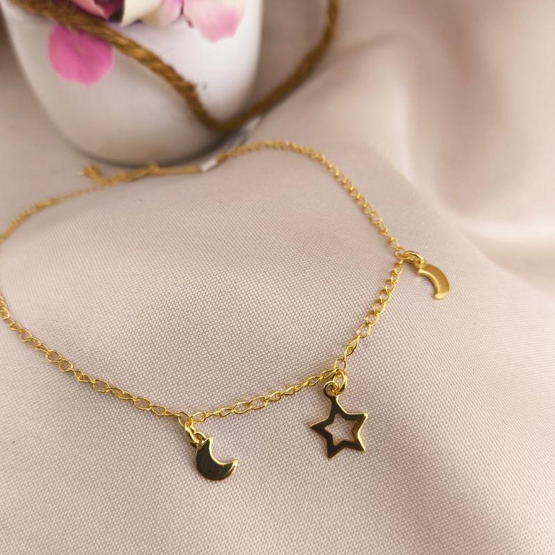 TORNOZELEIRA COM 2 PLACAS DE LUA E 1 ESTRELA VAZADA