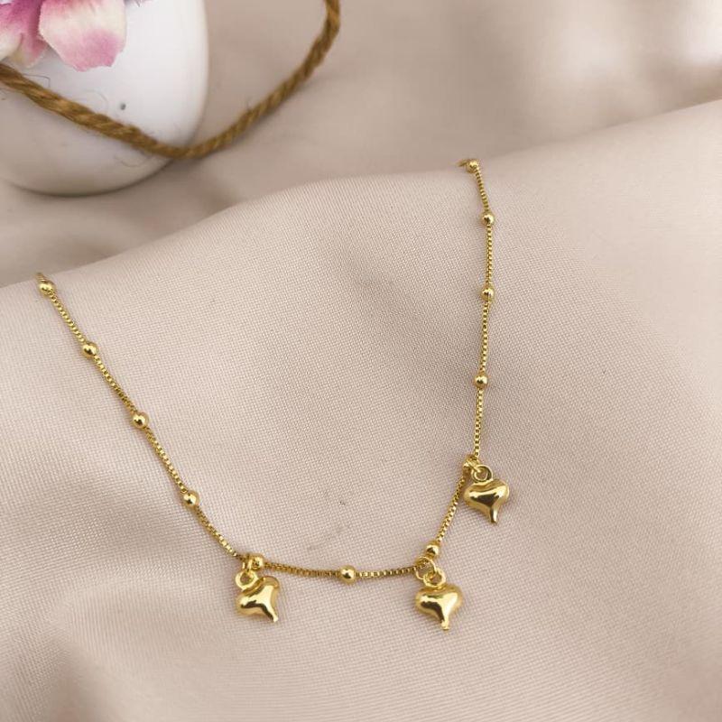 TORNOZELEIRA VENEZIANA COM MINI ESFERAS E CORAÇÕES BOLEADOS PENDURADOS TORNOZELEIRA VENEZIANA COM MINI ESFERAS E CORAÇÕES BOLEADOS PENDURADOS