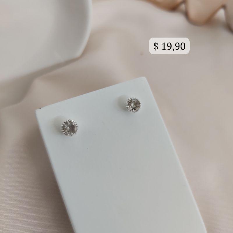 BRINCO PONTO DE LUZ COM DETALHES CAIXA FECHADA PEDRA DE ZIRCONIA MUSGO B. PRATA 925