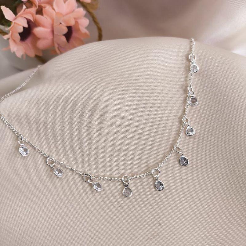 CHOKER COM PEDRAS DE ZIRCONIA PENDURADAS
