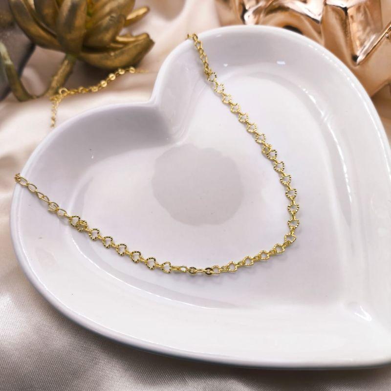 CHOKER EODA EM CORAÇÕES PEQUENOS CRAQUELADOS