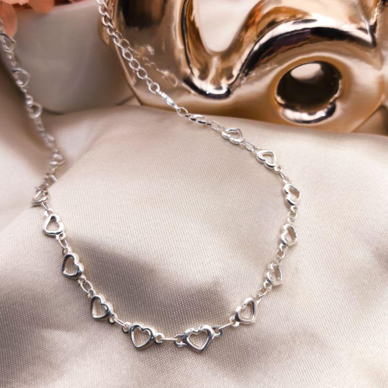 CHOKER TODA COM CORAÇÕES VAZADOS LISIS
