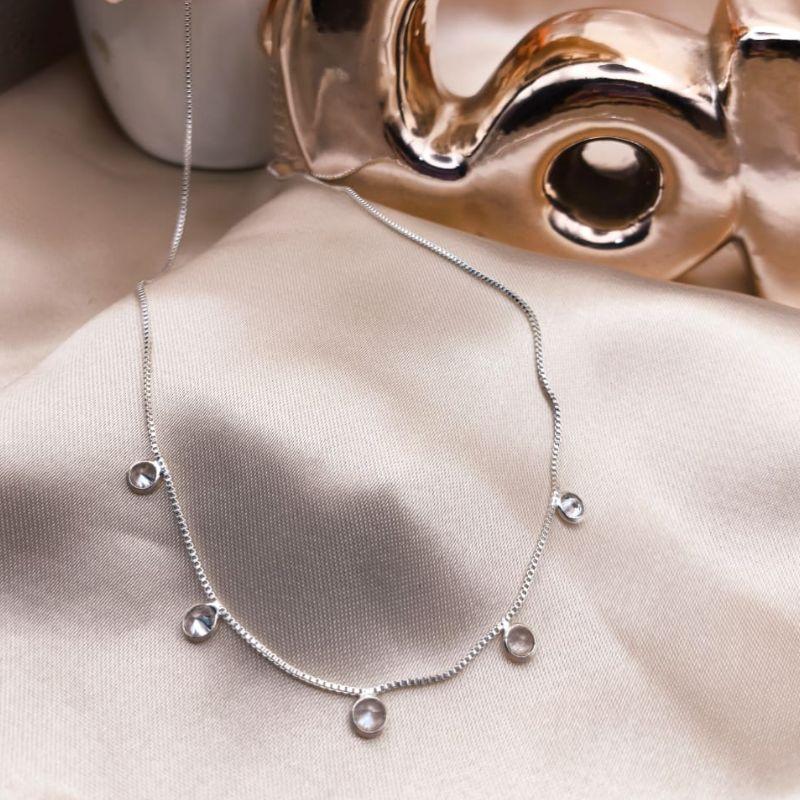 CHOKER VENEZIANA COM 5 PONTOS DE LUZ