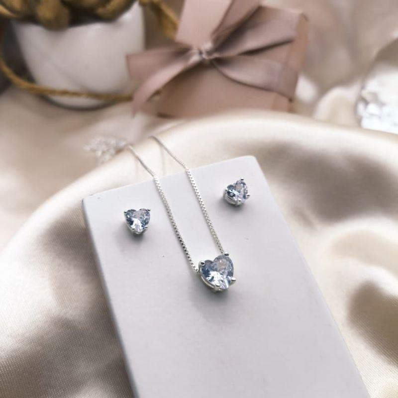 CONJUNTO CORAÇÃO PEDRAS DE ZIRCONIA