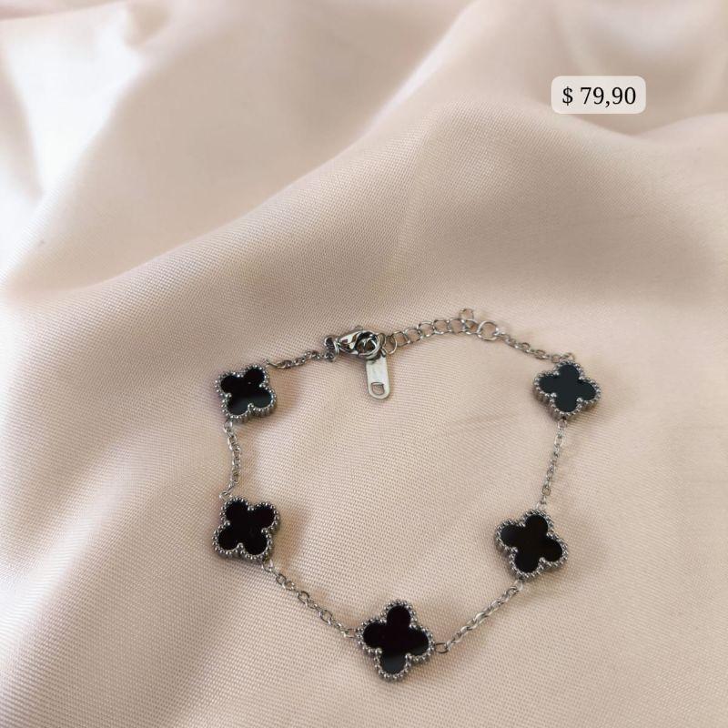 PULSEIRA EM AÇO DE TREVO PRETO PEQUENO