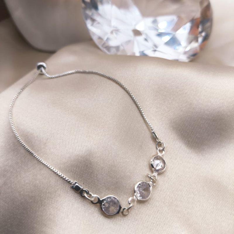 PULSERIA VENEZIANA REGULAVEL COM 3 PEDRAS DE ZIRCONIA REDONDA
