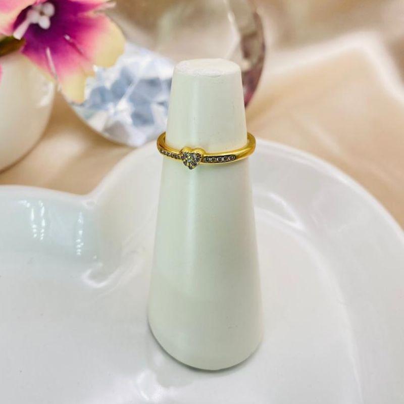 ANEL COM MINI CORRRAÇÃO CRAVEJADO EM MICRO ZIRCONIAS