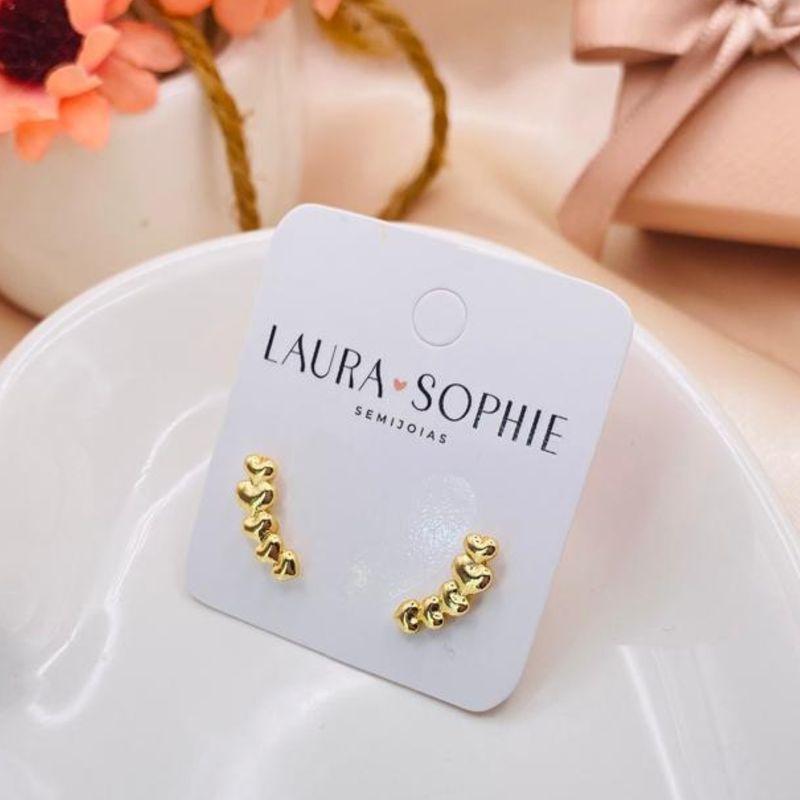 BRINCO EARCUFF DE CORAÇÕES