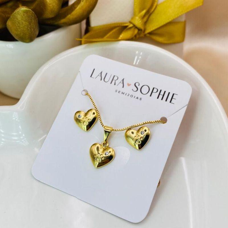 CONJUNTO INFANTIL CORAÇÃO COM PATINHA NO MEIO