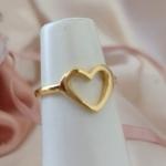 ANEL CORAÇÃO VAZADO LISO