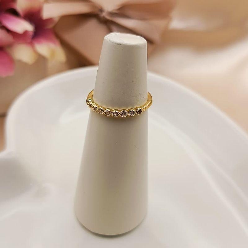 ANEL CRAVEJADO EM MICRO ZIRCONIA COM FORMAS REDONDAS