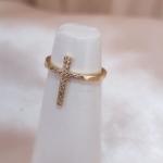 ANEL CRUZ CRAVEJADA ZIRCONIA