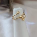 ANEL LISO COM 3 ESFERAS