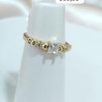 ANEL PEDRA QUADRADA SOLITARIA E CRAVEJADO ZIRCONIA E ESFERA AO REDOR