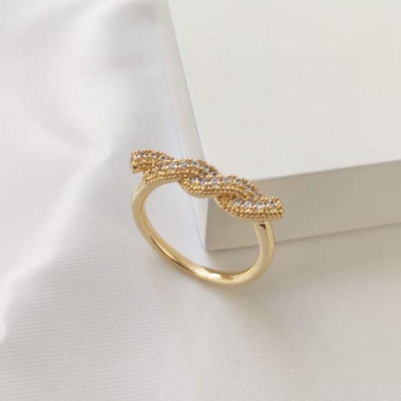 ANEL TRANÇADO CRAVEJADO EM MICRO ZIRCONIA