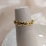 ANEL TRANSSADO COM PONTOS DE LUZ