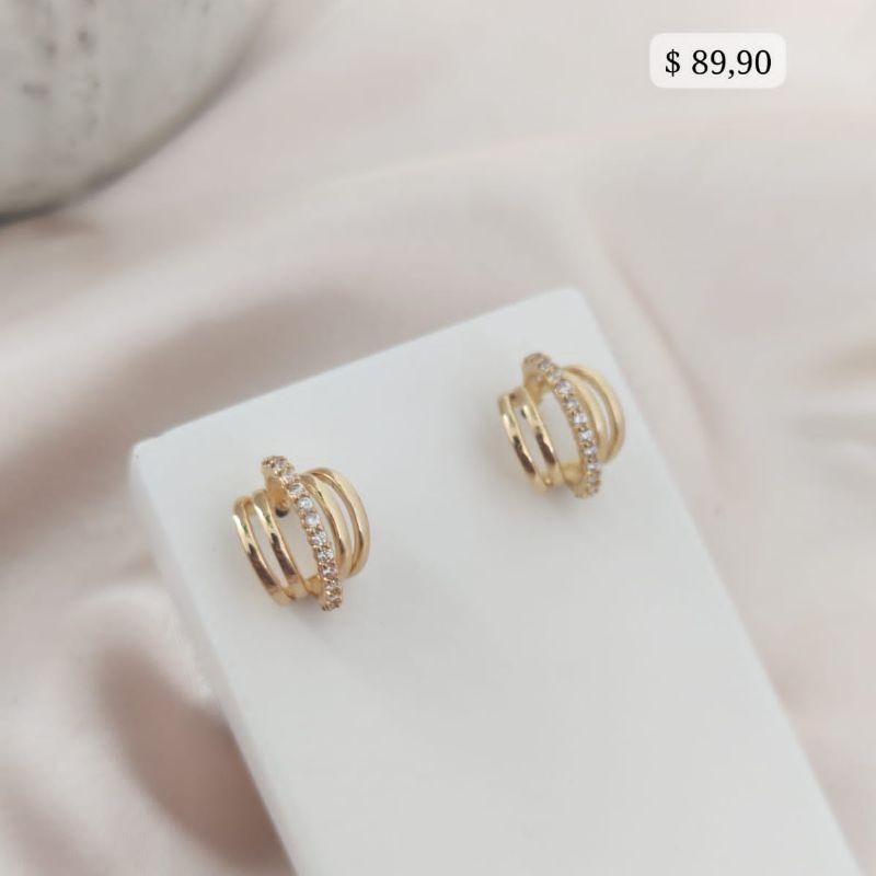 BRINCO 5 EM 1 SENDO 4 LISOS E 1 CRAVEJADO EM MMICRO ZIRCONIA