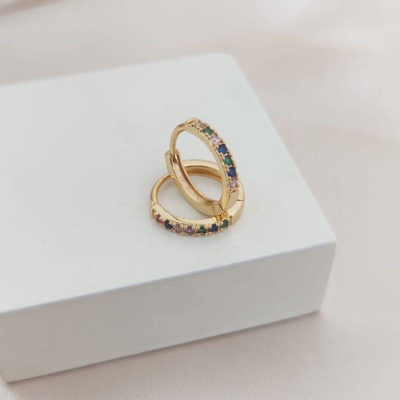 BRINCO ARGOLA COM 1 FILA DE ZIRCONIA COLORIDAS