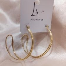 BRINCO ARGOLA DUPLA LISA VAZADA COM PONTO DE LUZ