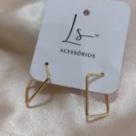 BRINCO ARGOLA QUADRADA LISA