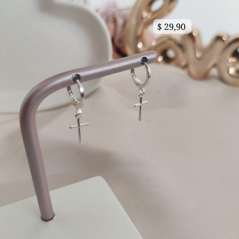 BRINCO ARTICULADOR COM CRUZ LISA B. PRATA 925