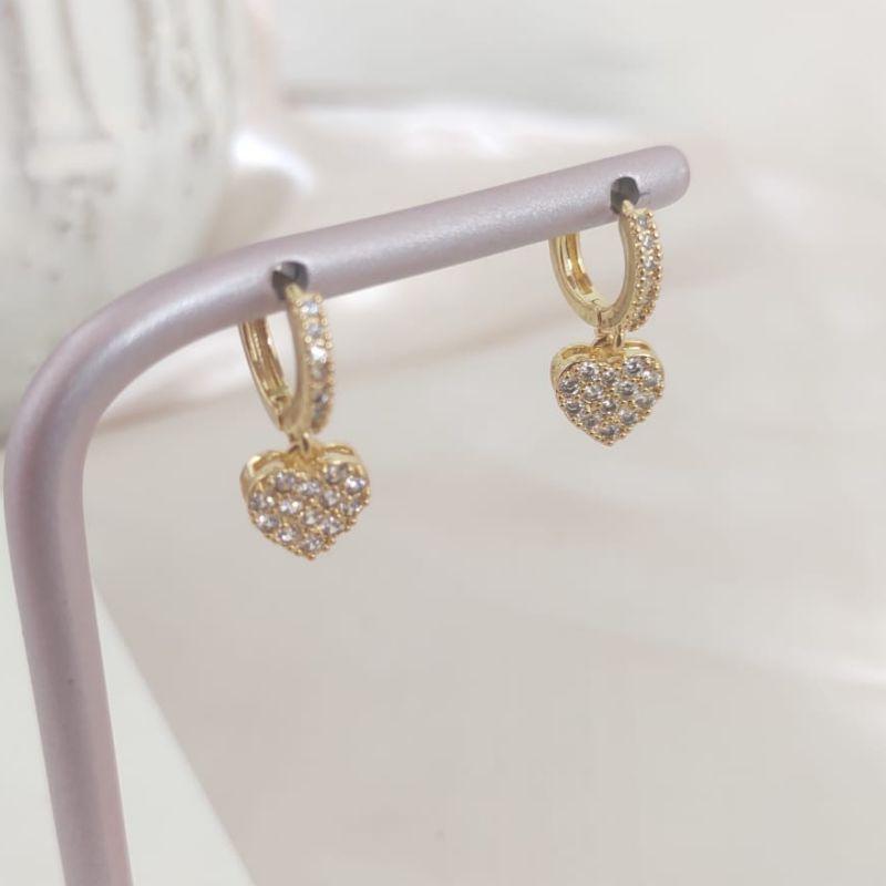 BRINCO ARTICULADOR CORAÇÃO CRAVEJADO EM MICRO ZIRCONIA