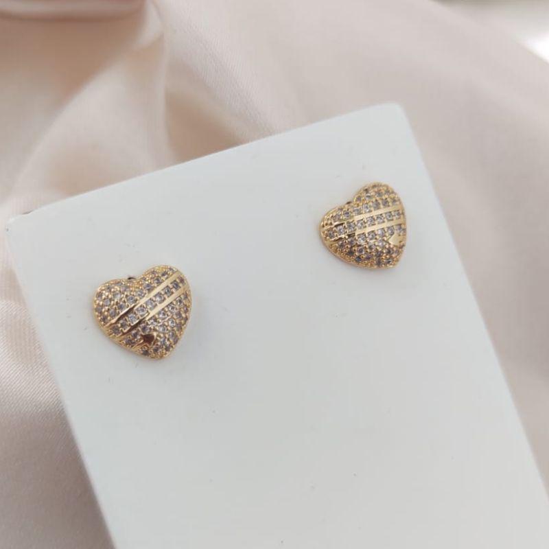 BRINCO CORAÇÃO CORAÇÃO CRAVEJADO COM 2 LISTRAS LISAS