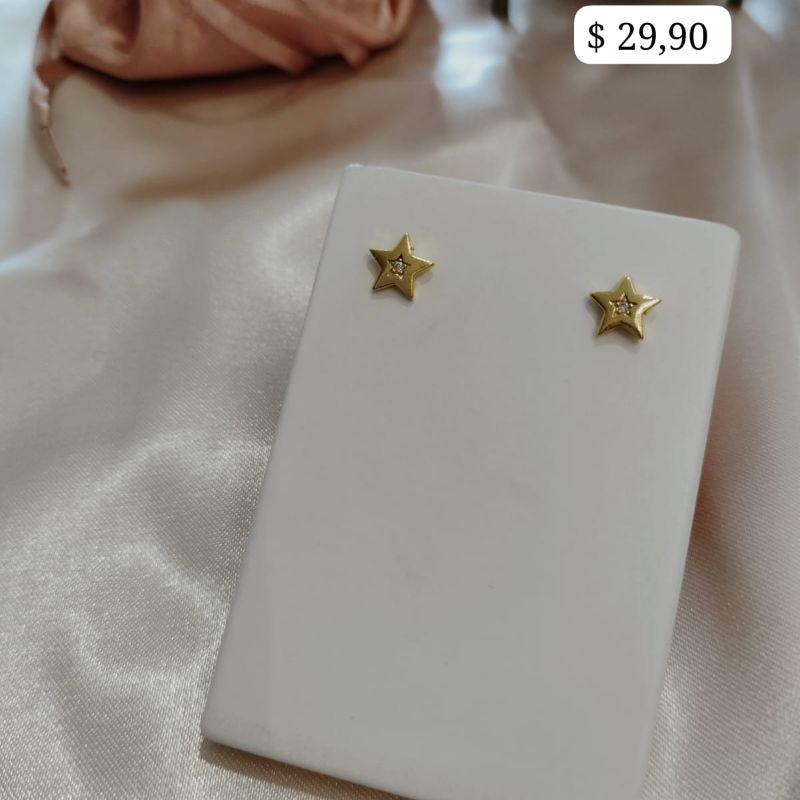 BRINCO ESTRELA COM ZIRCONIA NO MEIO